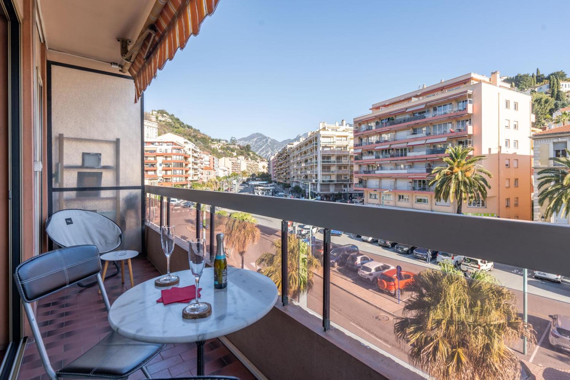 Fabuleux Appartement 2 Personnes Au Coeur De Menton, Climatise Et Proche Gares Routiere Et Sncf Bagian luar foto