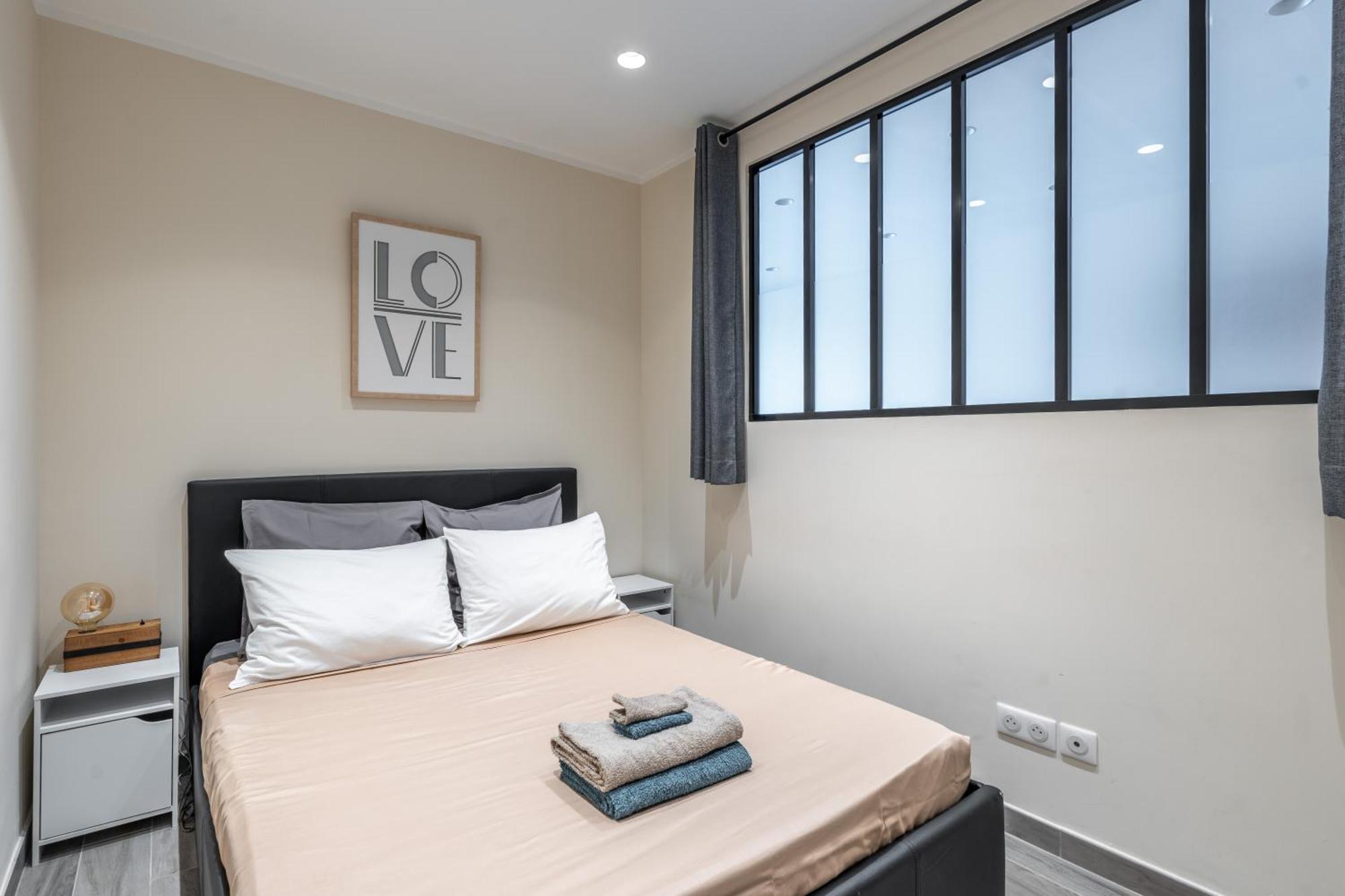 Fabuleux Appartement 2 Personnes Au Coeur De Menton, Climatise Et Proche Gares Routiere Et Sncf Bagian luar foto