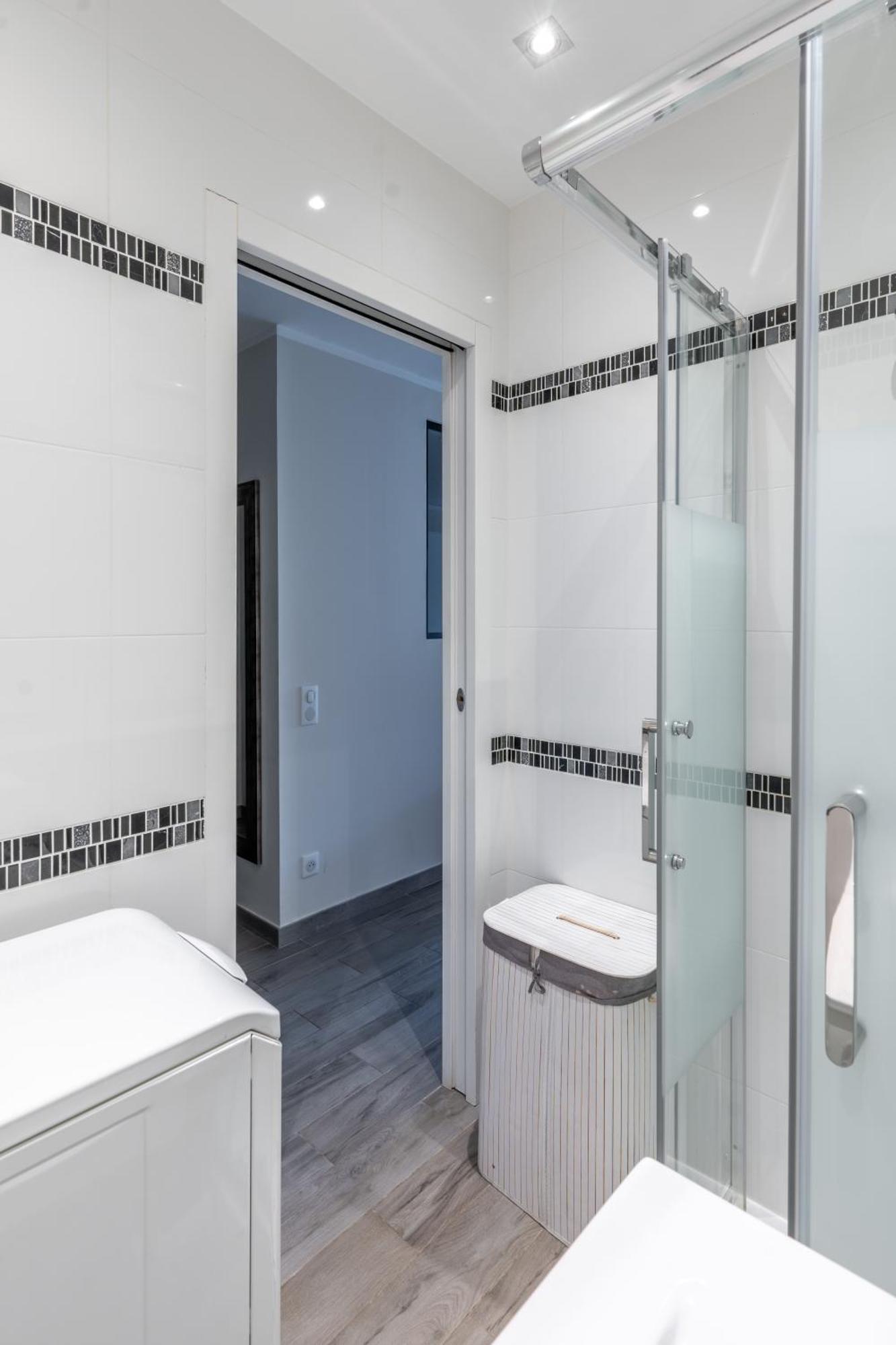 Fabuleux Appartement 2 Personnes Au Coeur De Menton, Climatise Et Proche Gares Routiere Et Sncf Bagian luar foto