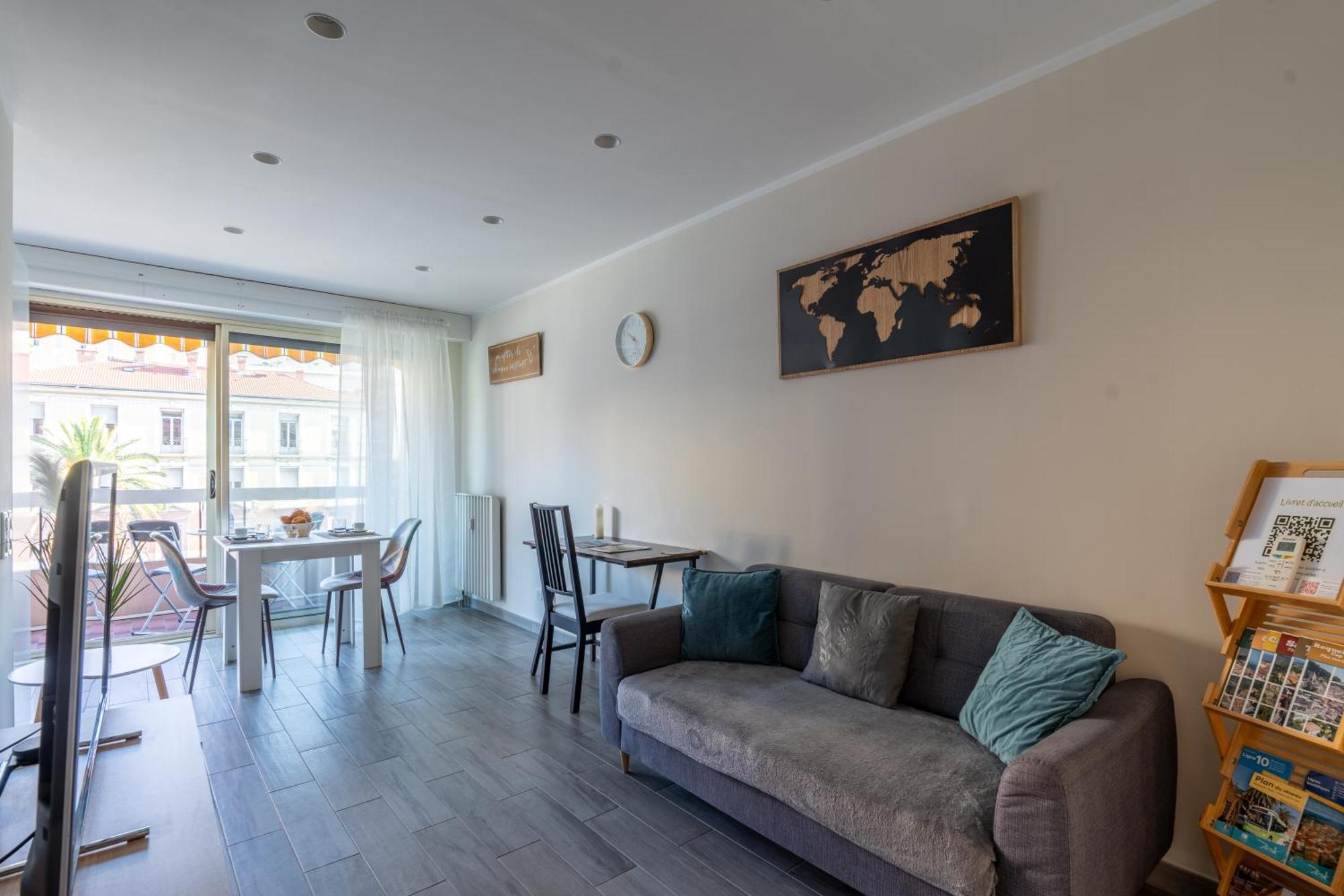Fabuleux Appartement 2 Personnes Au Coeur De Menton, Climatise Et Proche Gares Routiere Et Sncf Bagian luar foto